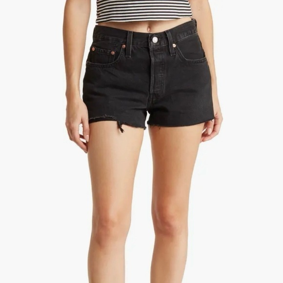 Levi’s 501 W30 (10/11) Denim Women’s Shorts Black Distressed High Rise Button - Picture 1 of 12